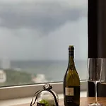 Arcadia Hi-tech Sea View Apartment *